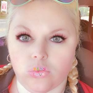 Meet your Posher, Alaina